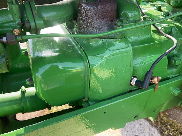 john-deere-model-b-image-64