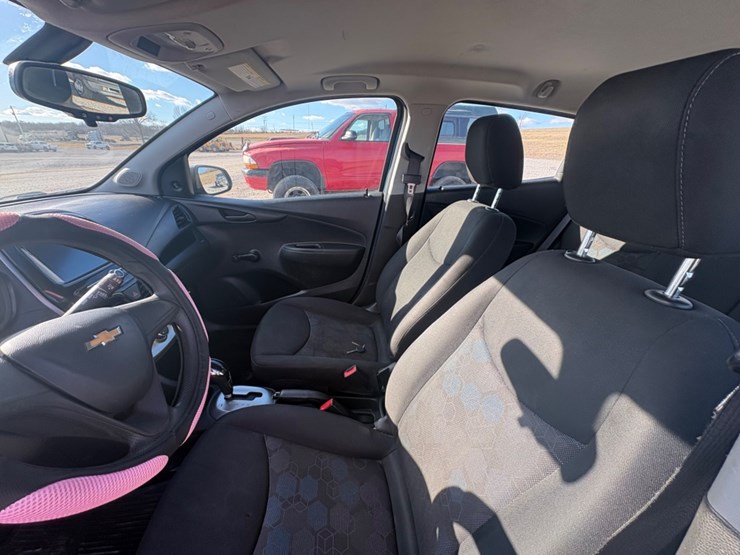 #30904-•-2016-chevrolet-spark-ls-cvt-hatchback-image-12