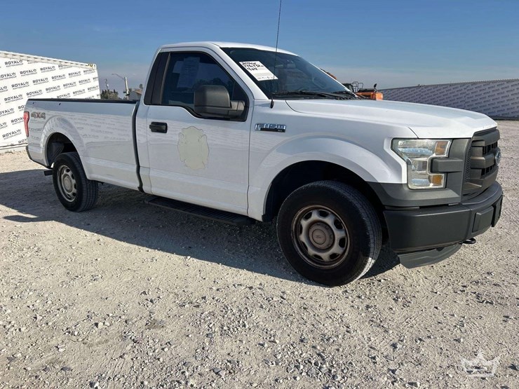 2016-ford-f150-image-2