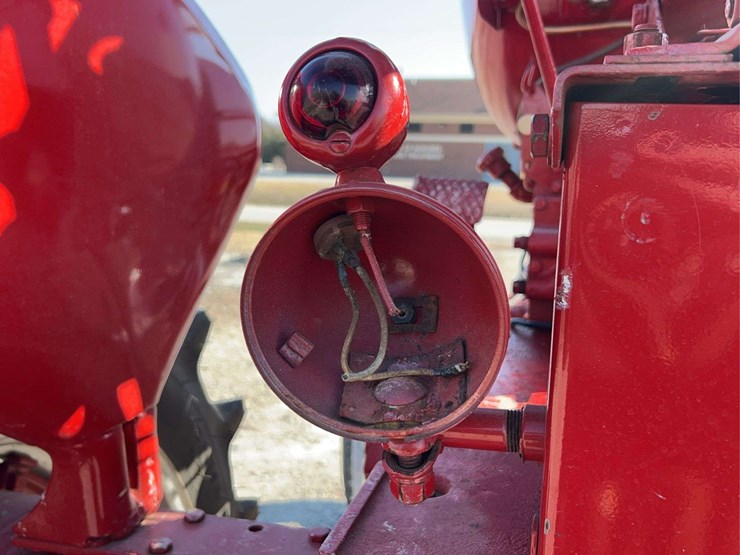 farmall-super-m-high-clearance-lp-image-50