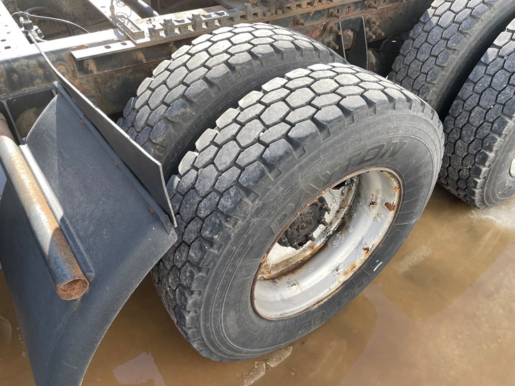 2012-international-prostar-image-15