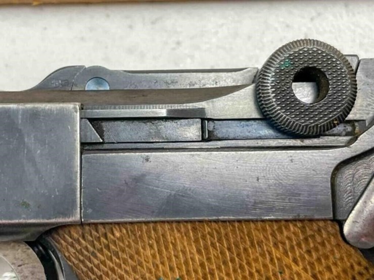 dwm-crown-luger-pistol-image-4