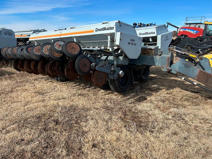 crusterbuster-4000-grain-drill-image-17