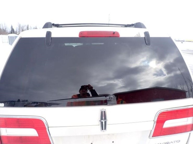 2009-lincoln-navigator-image-76