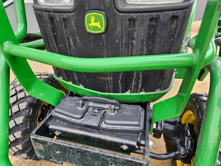 john-deere-1025r-image-11