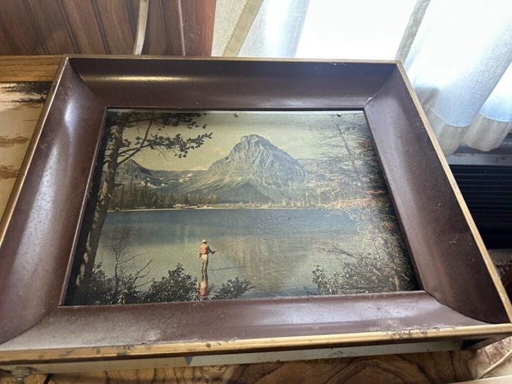 vintage-wildlife-framed-portraits-image-6