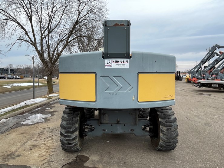 #152-•-2015-haulotte-ht61rt-4x4-telescopic-boom-lift-image-6