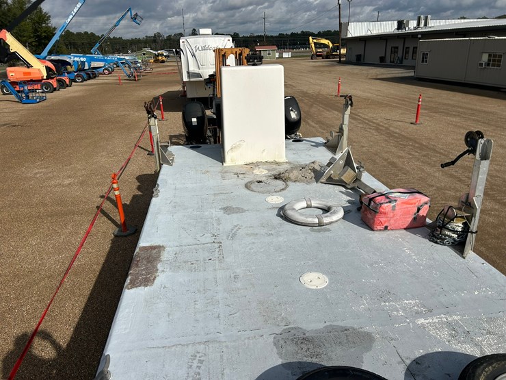 #1416-•-21-foot-cat-work-boat-|-no-title-image-10