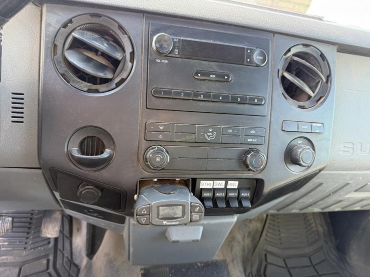 2012-ford-f550-image-13