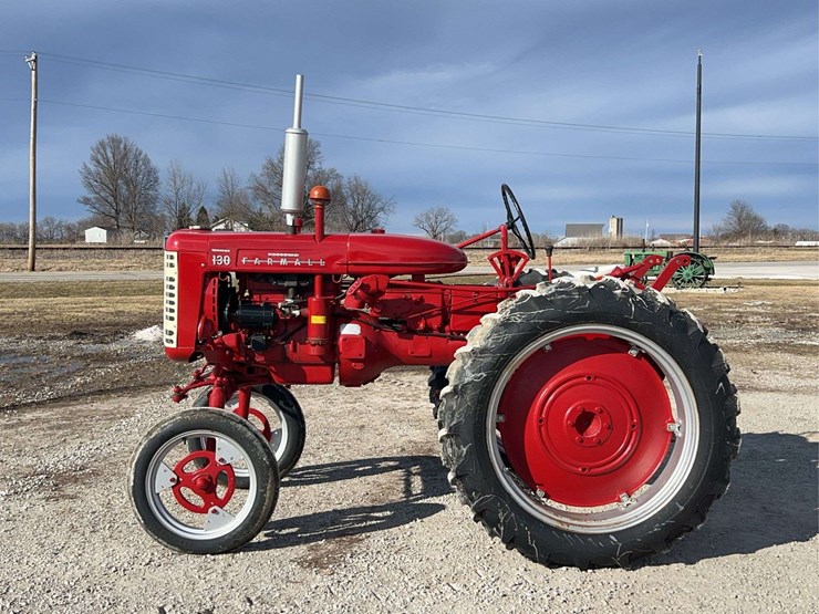 farmall-130-image-2