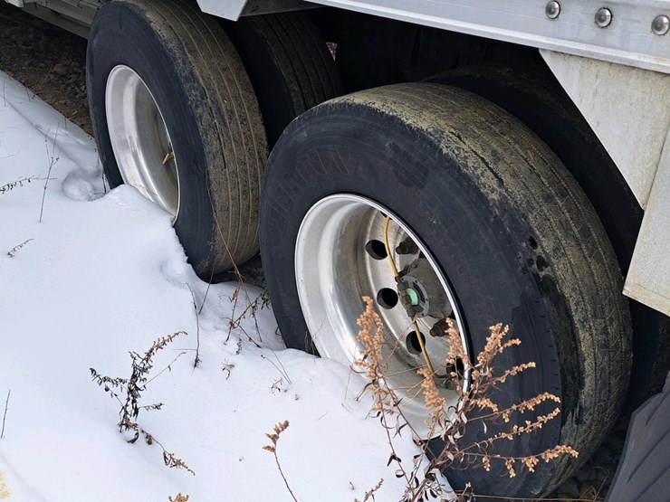 2015-timpte-hopper-bottom-image-7