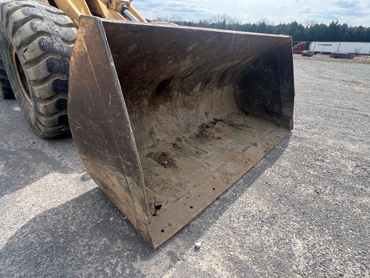 1992-john-deere-644-image-13