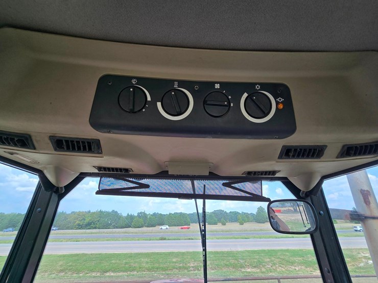 2003-mccormick-xtx185-image-25