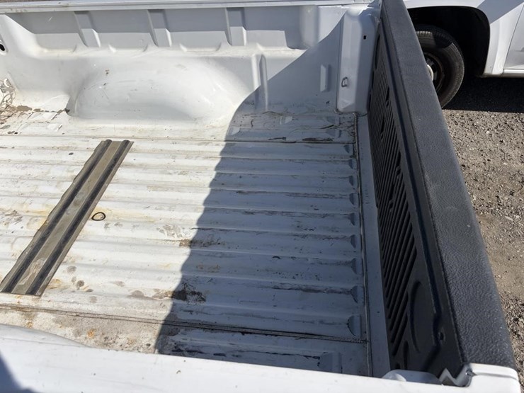 2011-chevrolet-colorado-image-22