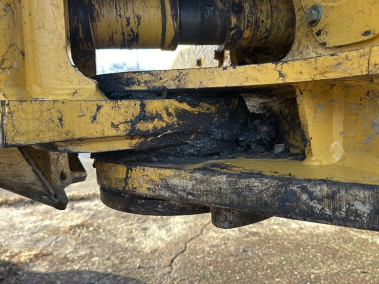 2022-tigercat-610e-image-35