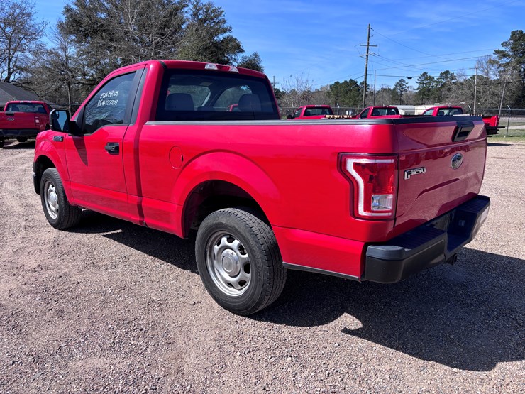 2016-ford-f150-xl-image-4