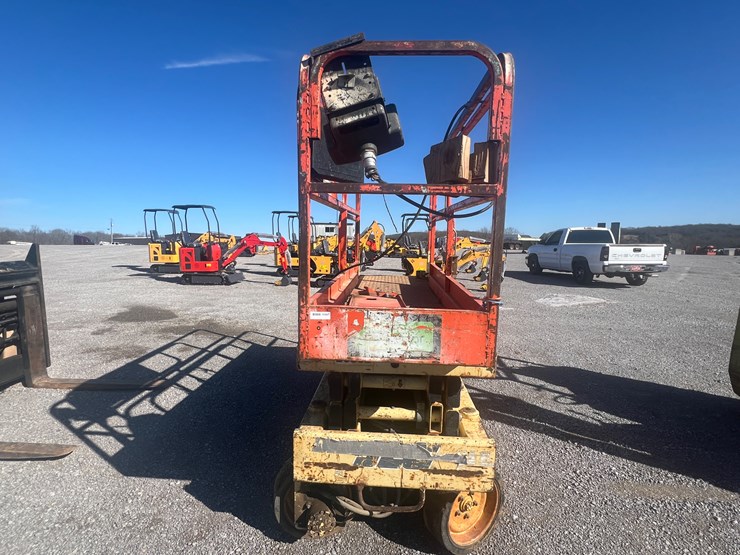 1997-jlg-2033e-image-6