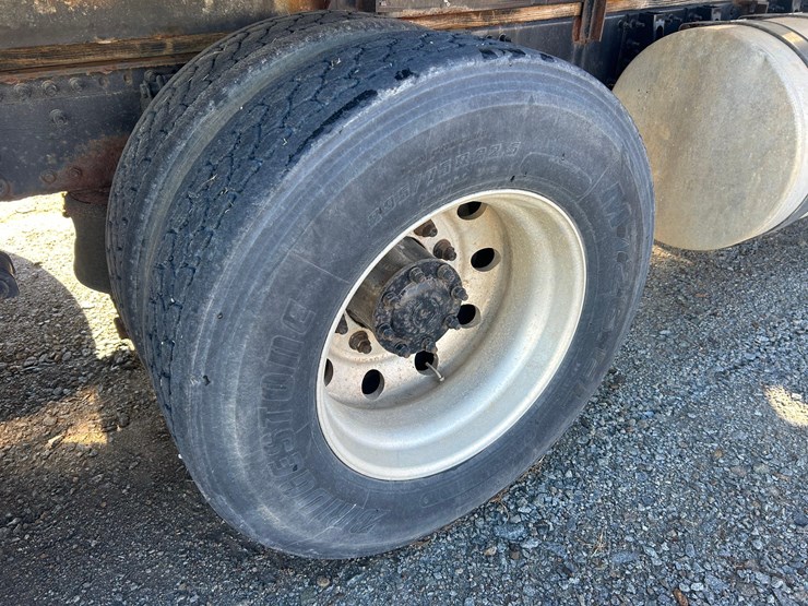 2012-mack-tender-truck-w/adams-rear-discharge-bed-auger-image-38