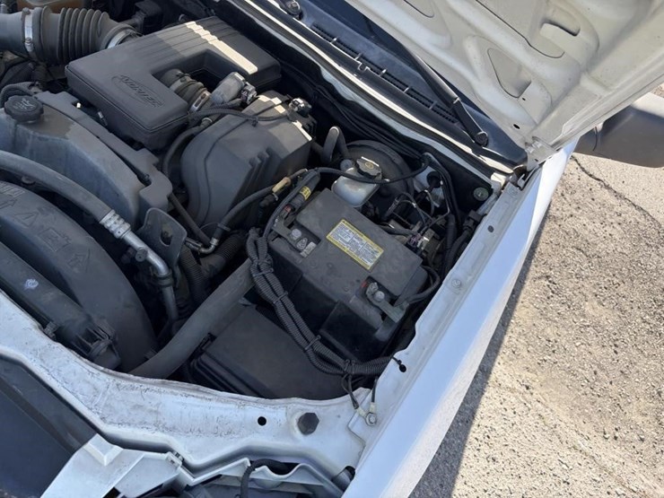 2011-chevrolet-colorado-image-17