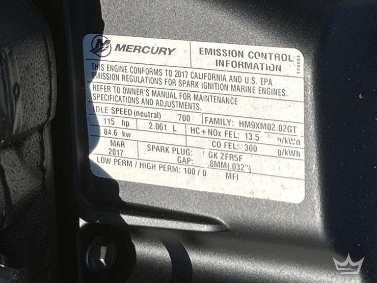 2017-mercury-seapro-outboard-boat-motor-image-7