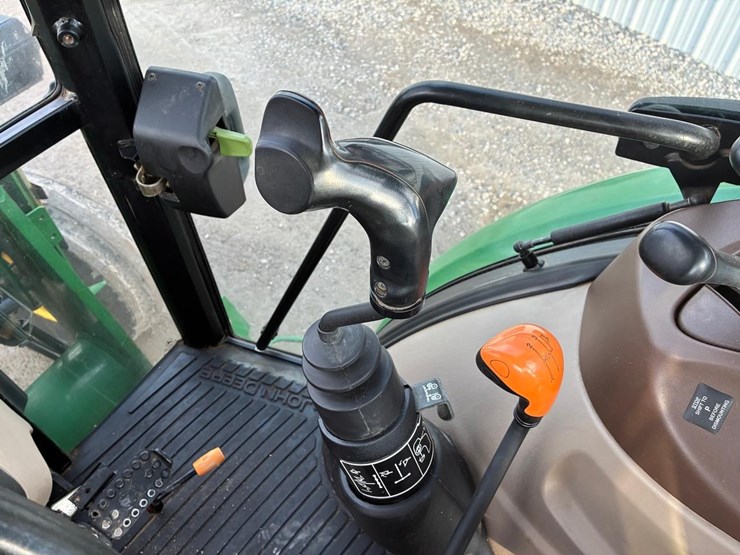 john-deere-5425-image-23