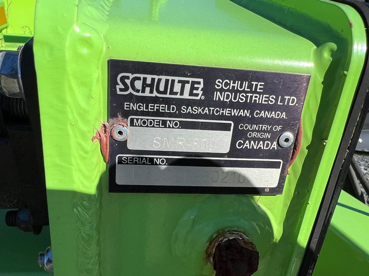 2022-white-251-image-4