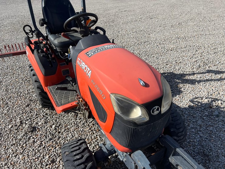 2017-white-251-image-19