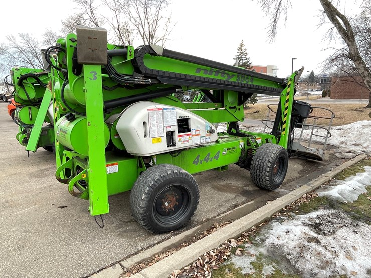 #4222-•-2019-nifty-sd64-4x4x4-telescopic-boom-lift-image-5