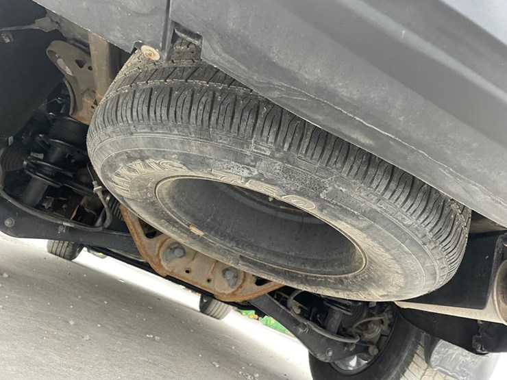 2023-chevrolet-tahoe-image-25