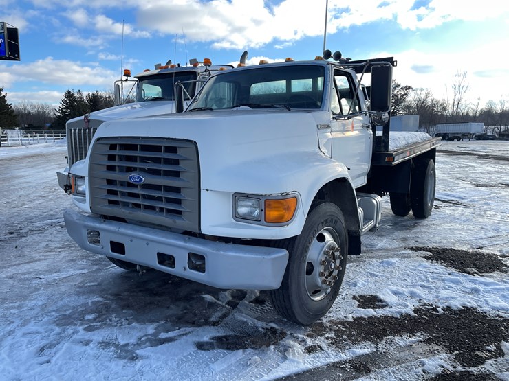 1995-ford-f750-image-1