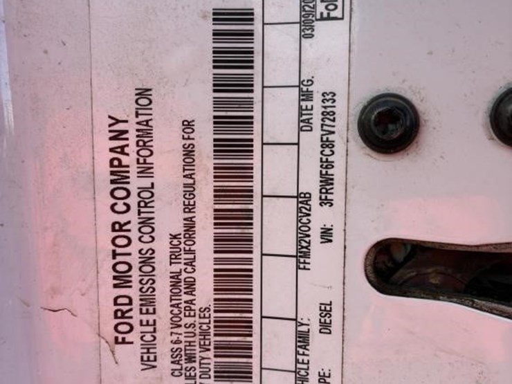 2015-ford-f650-image-8