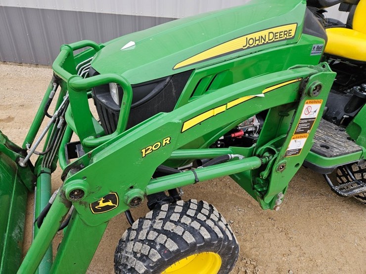john-deere-1025r-image-13