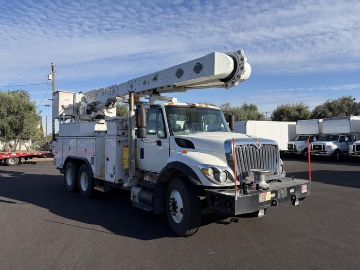 2012-international-workstar-7400-image-3