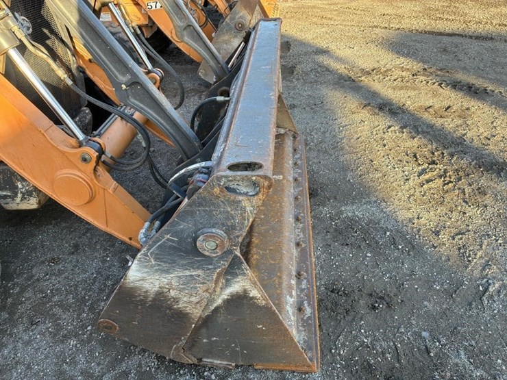 2021-case-570n-ep-image-7