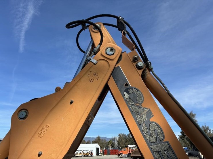 2007-case-580sm-image-16