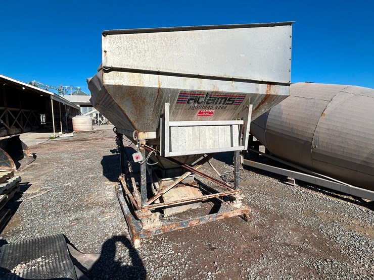 adams-weight-hopper-image-2