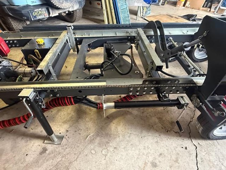 #128-•-2025-jierui-1000-hydraulic-portable-bandmill-image-14