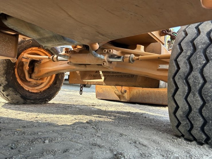 2007-case-580sm-image-21