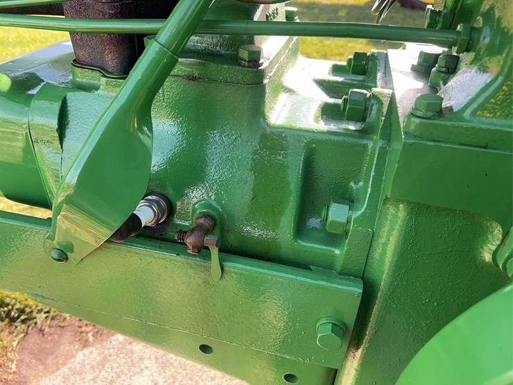 john-deere-model-b-image-65