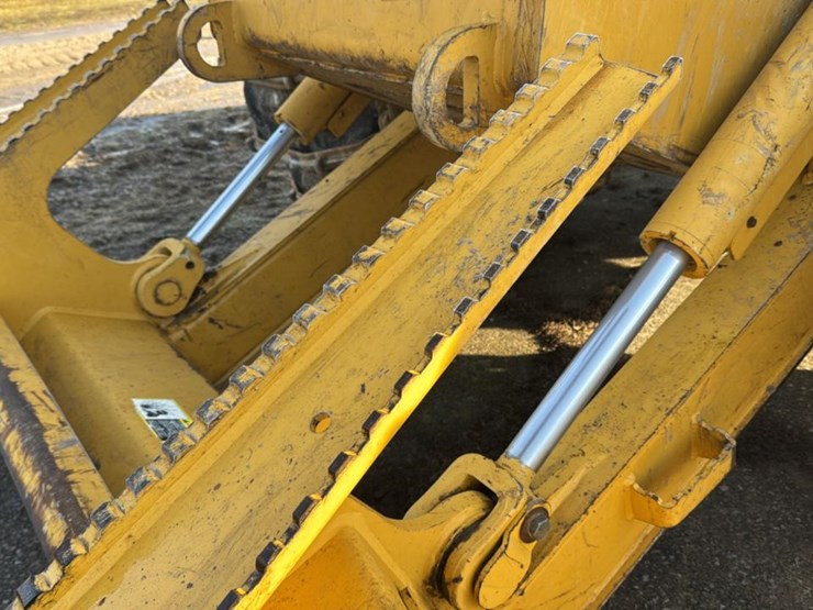 2022-tigercat-610e-image-42