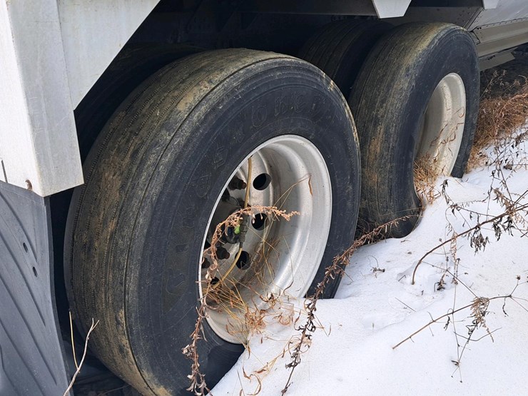 2015-timpte-hopper-bottom-image-6