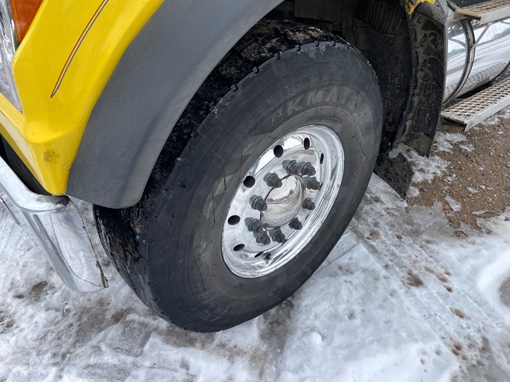 2018-kenworth-t880-image-9