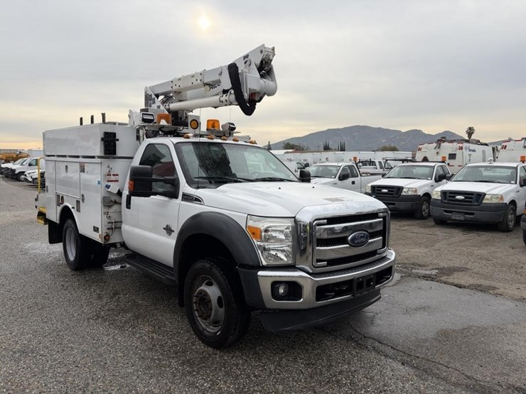 2016-ford-f550-image-2