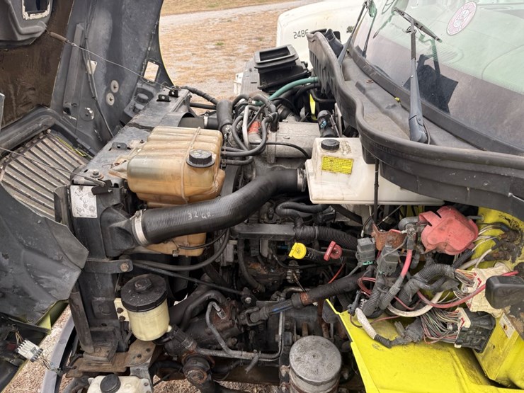 2012-international-durastar-4300-image-10