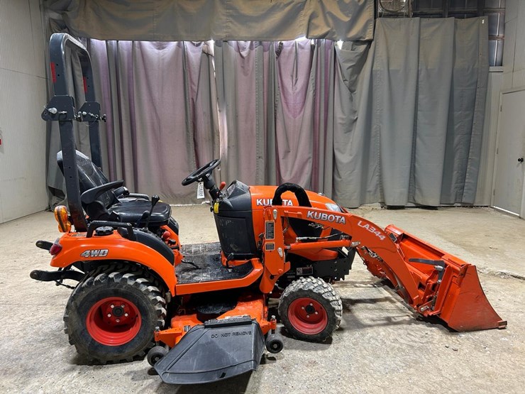 2019-kubota-bx2380-image-7