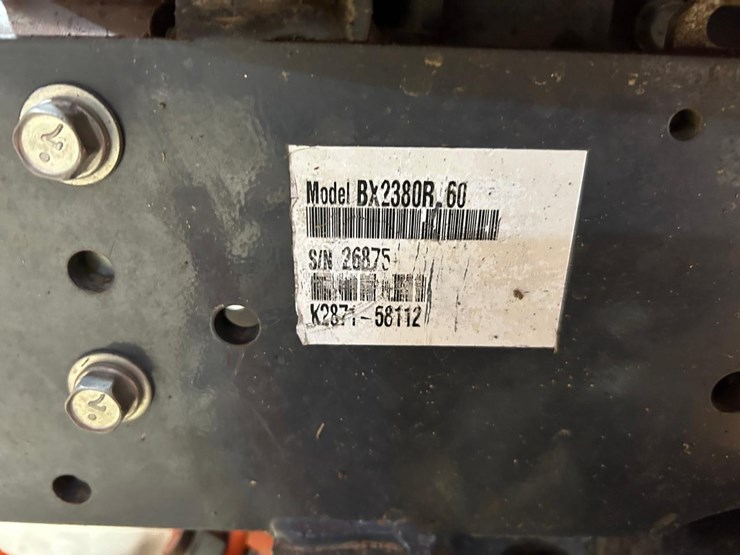 2019-kubota-bx2380-image-34