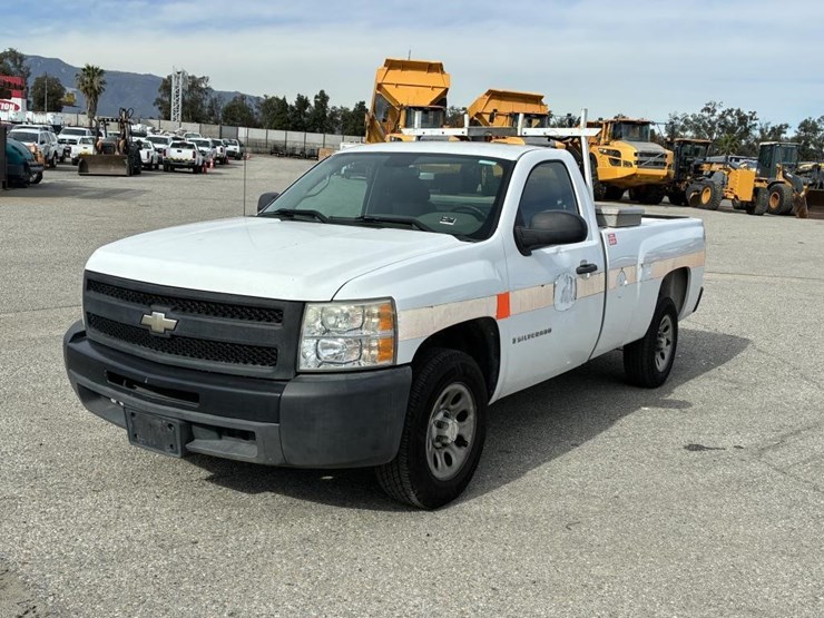 2009-chevrolet-1500-image-1
