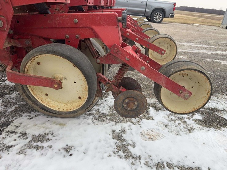 international-800-image-5