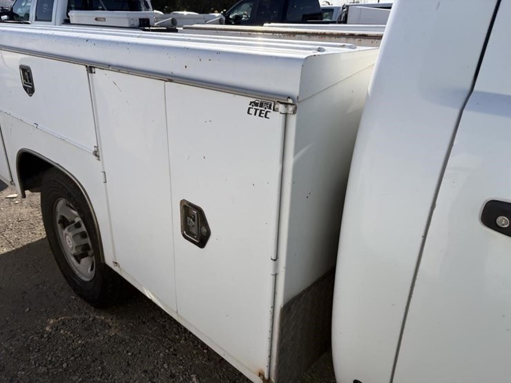 2008-chevrolet-2500-image-29