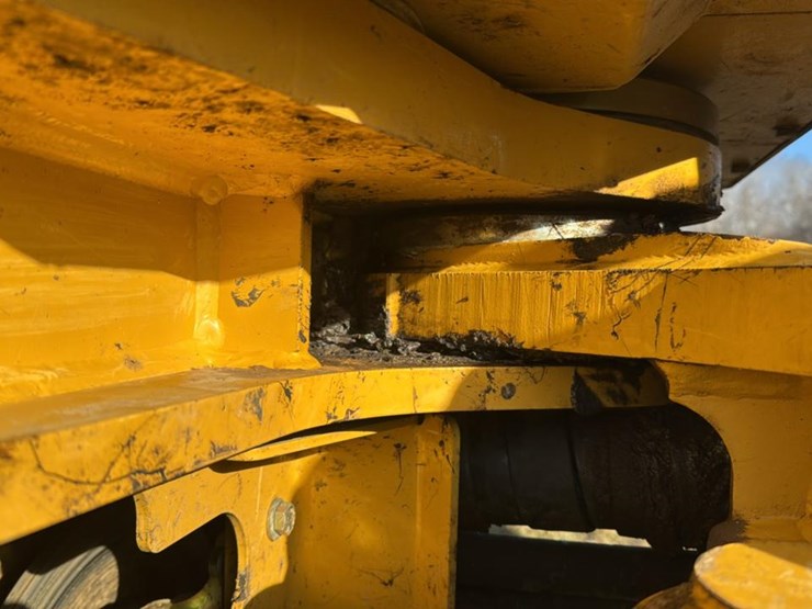 2022-tigercat-610e-image-29